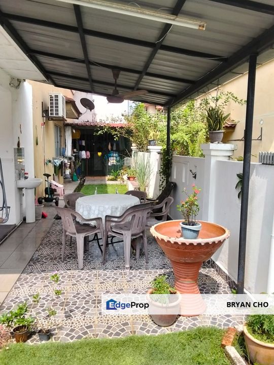 Taman prima saujana kajang selangor for sale End lot with land  2 Storey Fully Reno&Extend, Selangor, Kajang