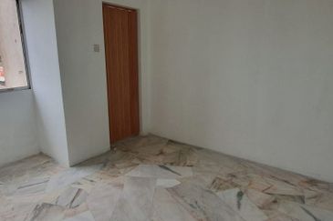 Kajang City Height Apartment