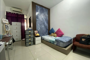 D'Premier @ Bandar Damai Perdana