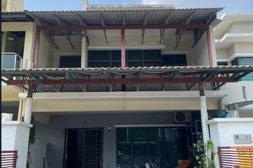 D'Premier @ Bandar Damai Perdana