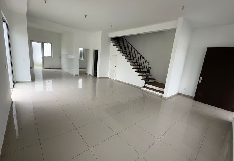 Hazelton @ Eco Forest 3