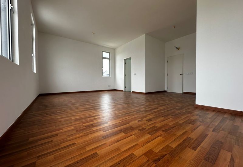 Hazelton @ Eco Forest 3