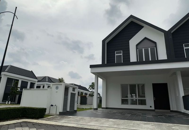 Hazelton @ Eco Forest 3