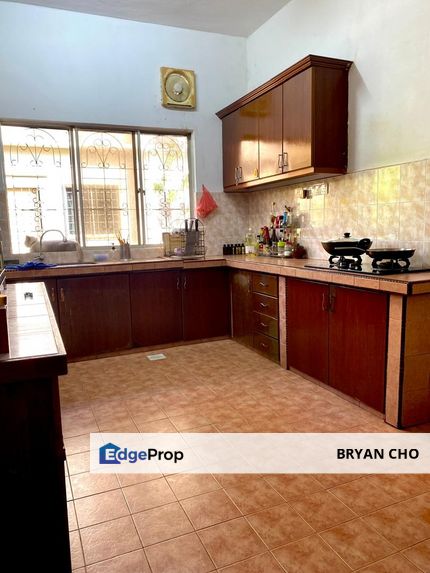 Taman Cempaka, Ampang, Selangor for sale [Fully Reno&extend] End Lot | 2 Storey | 20 x 70 |Taman cempaka ampang, Selangor, Ampang
