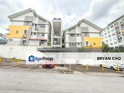 Taman Saujana suria  kajang selangor for sale Townhouse @ Taman saujana suria, level 1, Freehold, Reno, Kajang, Selangor, Kajang