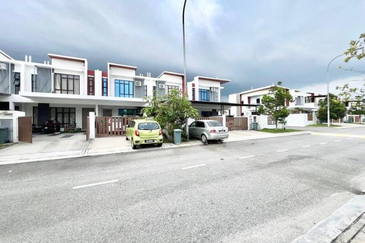 Barrus @ Setia Ecohill 2