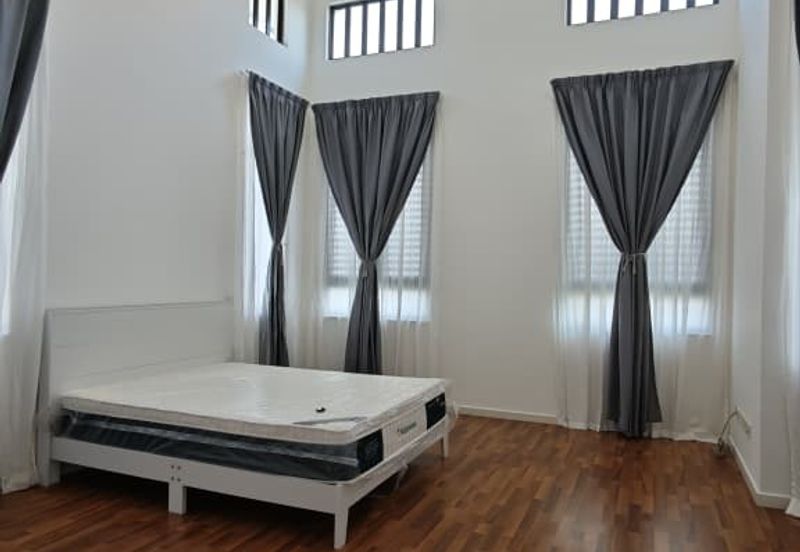 Tenderfields @ Eco Majestic