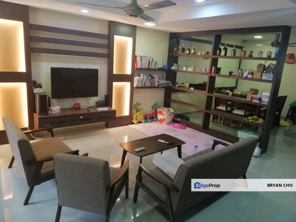 Taman Puchong Hartamas, puchong, selangor for sale 2.5 Storey , Kim Crest @ Puchong Hartamas , 22 x 70 , Fully renovated, Selangor, Puchong