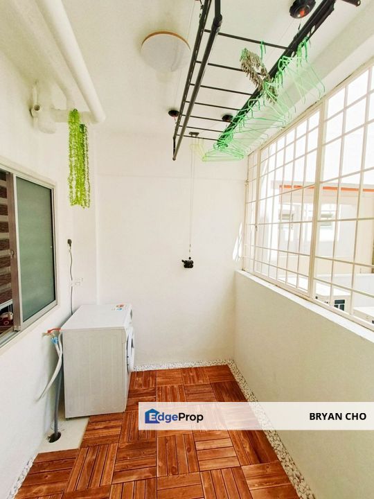 Pangsapuri Seri pinang seri kembangan selangor for sale Low Deposit Full Loan Below Market, Selangor, Seri Kembangan