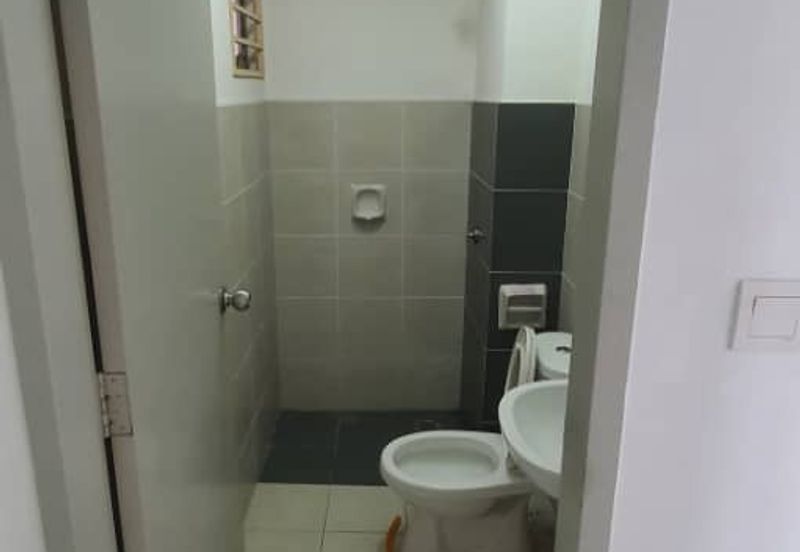 The Residence 1 @ Tiara South