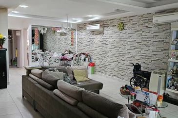 Jalan Puchong Hartamas 1