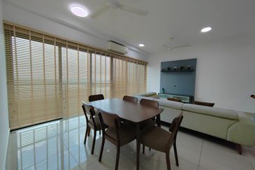 Skyvilla, D Island Residence