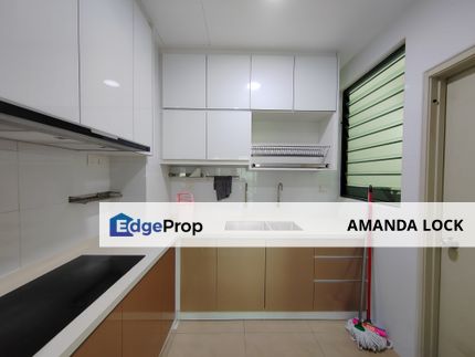 Skyvilla D'island Condo Puchong Semi Fully Furnished Good Lake View For Rent, Selangor, Puchong