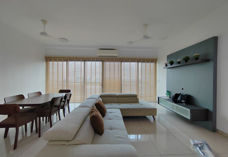 Skyvilla, D Island Residence