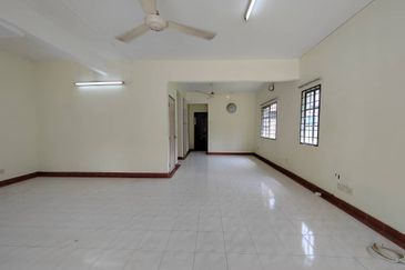 Jalan Anggerik Aranda 31/29