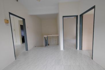 Jalan Anggerik Aranda 31/29