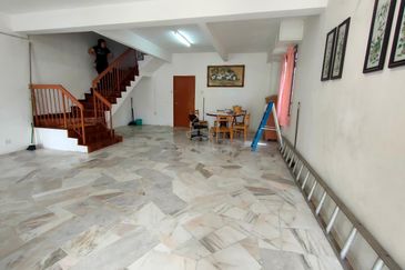 Taman Saujana Puchong