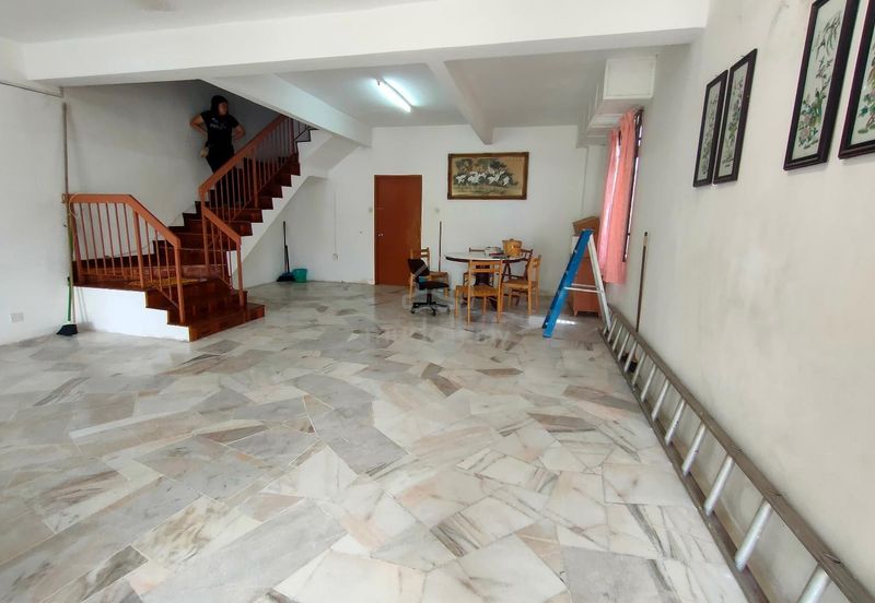 Taman Saujana Puchong