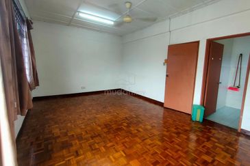 Taman Saujana Puchong