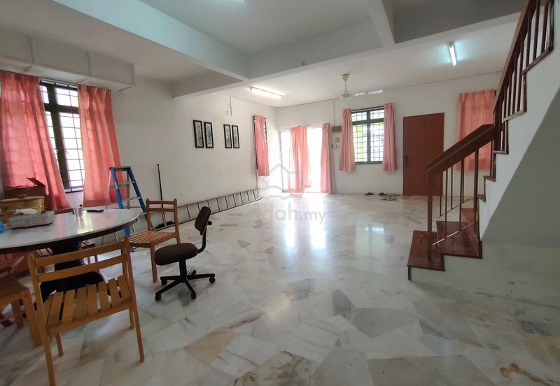 Taman Saujana Puchong