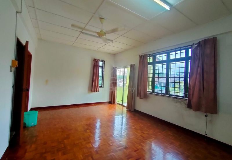 Taman Saujana Puchong