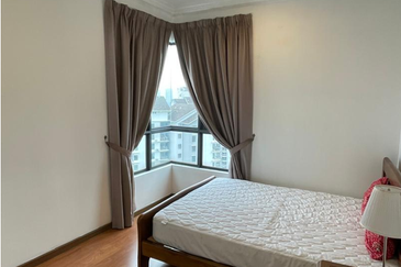 Zefer Hill Residence