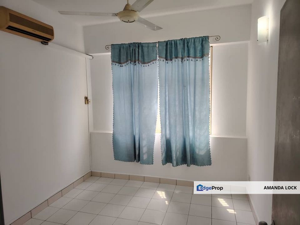 Sri Bayu apartment at Jalan Pipit Bandar Puchong Jaya for sales , Selangor, Puchong