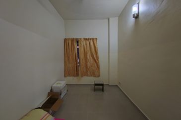 Taman Kinrara Seksyen 2