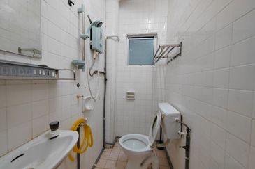 Taman Kinrara Seksyen 2