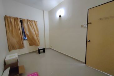 Taman Kinrara Seksyen 2