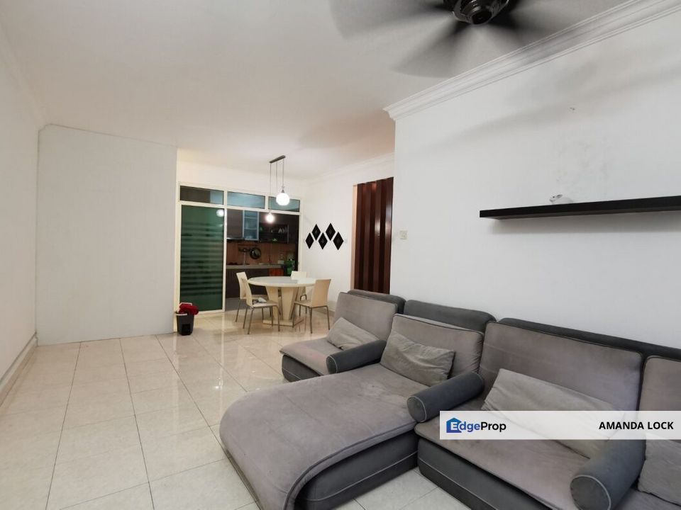 Villamas Apartment at Jalan Pipit Bandar Puchong Jaya for sales, Selangor, Puchong