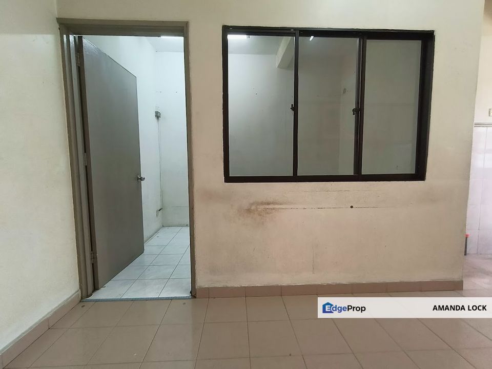 Double storey house at Jalan Merpati Bandar Puchong Jaya for sales, Selangor, Puchong