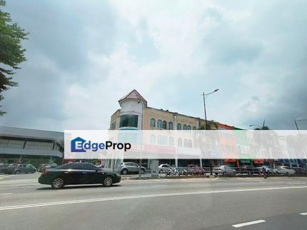 Newly renovated shoplot opposite Pasar Seremban facing mainroad, Negeri Sembilan, Seremban