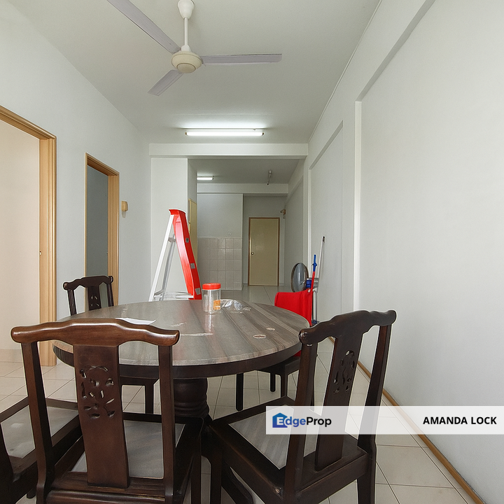 Penaga Mas apartment at Taman Mas Puchng basic unit for rent, Selangor, Puchong