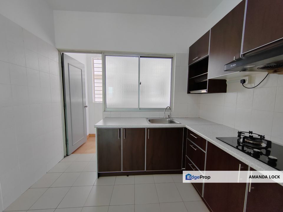 Villa Makmur Dutamas Condominium for Sale Partly Furnished Corner Lot, Kuala Lumpur, Dutamas
