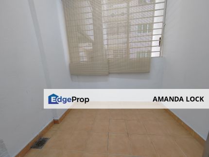 Villa Makmur Dutamas Condominium for Sale Partly Furnished Low Density Freehold, Kuala Lumpur, Dutamas