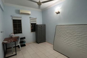 Sri Bayu Apartment