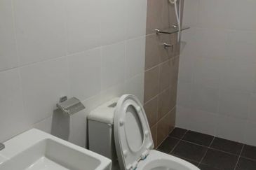 Aurora Residence @ Lake Side City