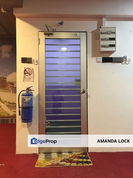     Puteri 1 Office Bandar Puteri Puchong for rent 2nd floor partially furnished , Selangor, Puchong