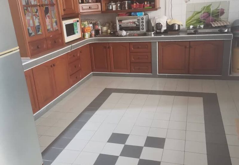 Seremban Garden Jalan Seroja 7 Rahang Seremban Bungalow house for sale renovated partly