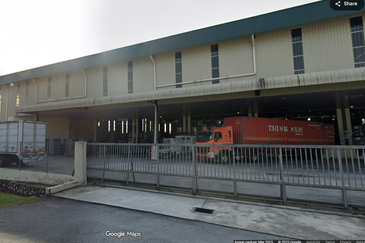 Factory at Galla Industrial Park Labu Seremban for sales fully built