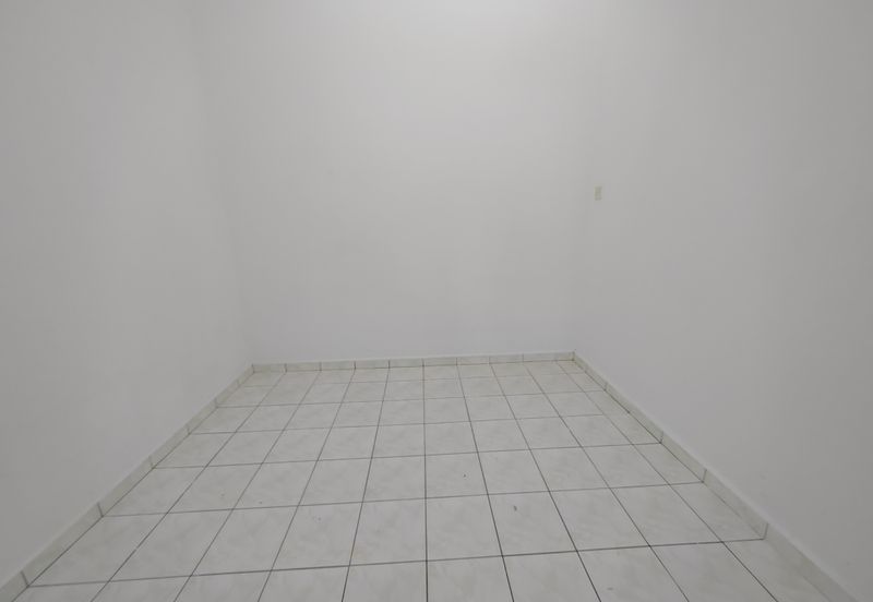 Taman College Heights (Sikamat)