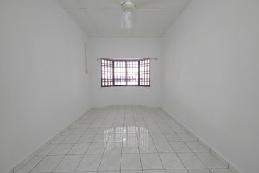 Taman College Heights (Sikamat)