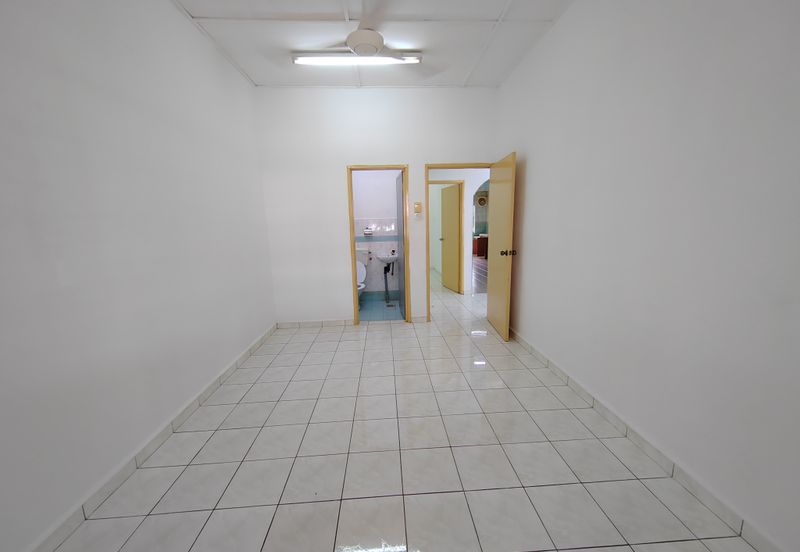 Taman College Heights (Sikamat)