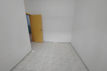 Taman College Heights (Sikamat)