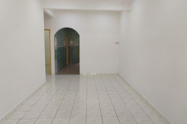 Taman College Heights (Sikamat)