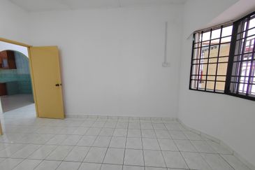 Taman College Heights (Sikamat)