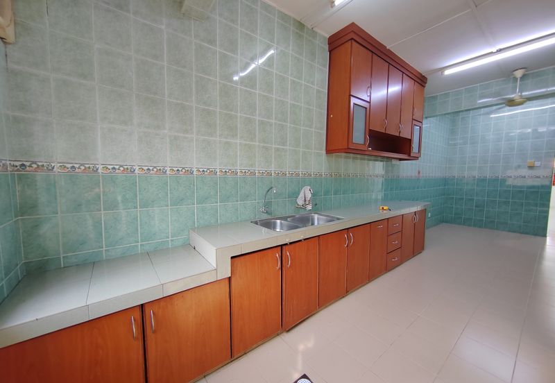 Taman College Heights (Sikamat)