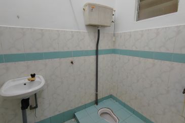 Taman College Heights (Sikamat)