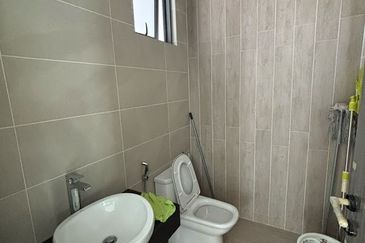 SAUJANA DUTA @ S2 HEIGHT